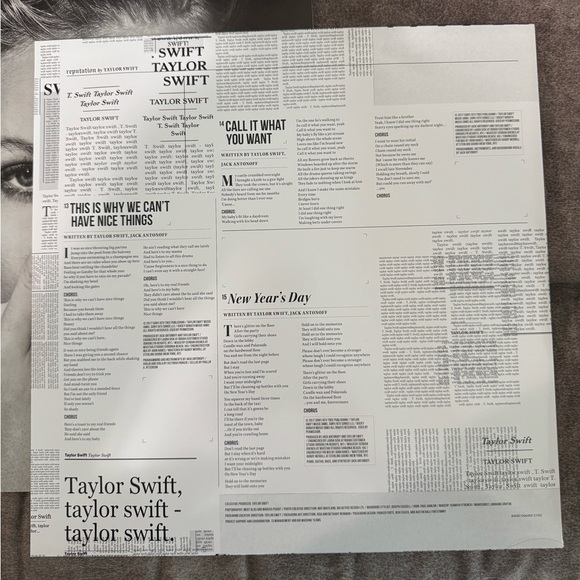 Taylor Swift Reputation Vinyl - Picture 4 of 7